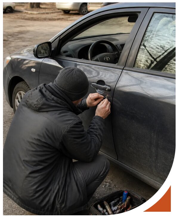 Профессиональное вскрытие автомобиля Тойота без повреждений в Нурлате